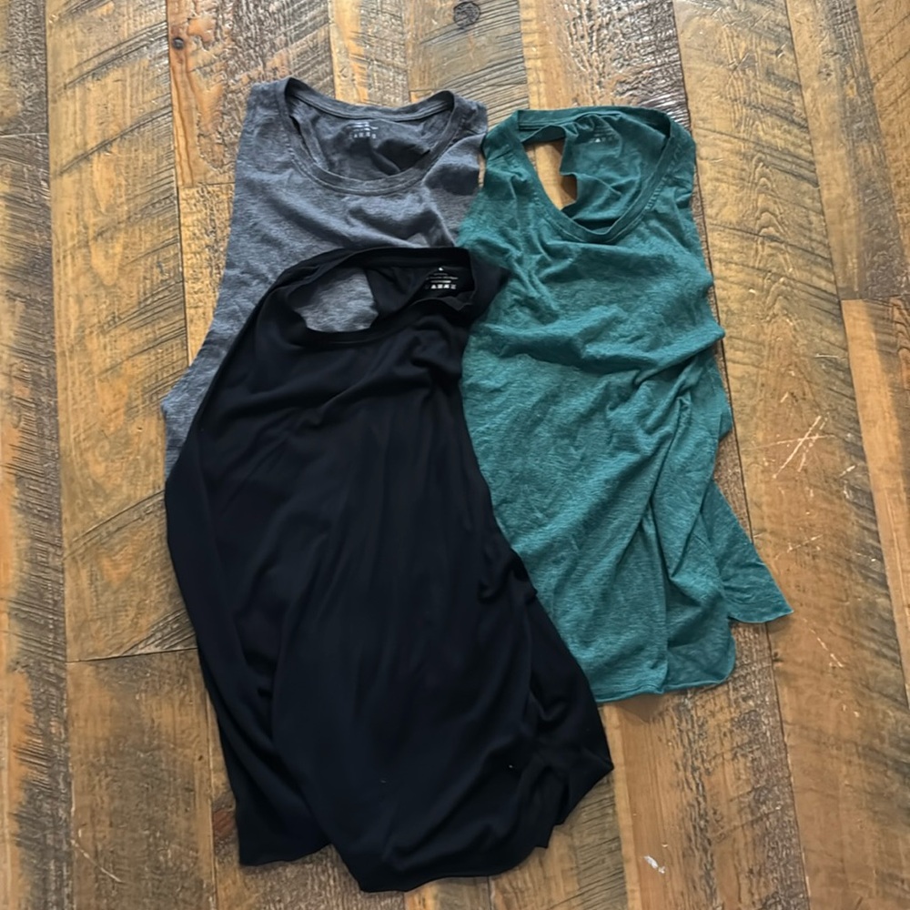 Green, black and Gray Sleeveless Tops